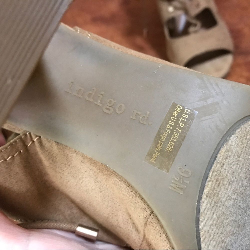 4 for $20 Indigo Rd. Babel / Gladiator Sandal (9.5) - Picture 9 of 10